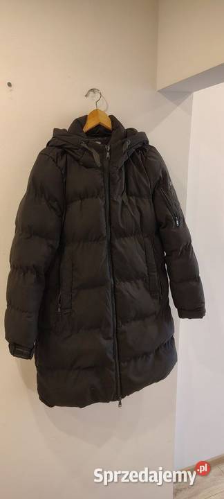 Czarna kurtka HM Wróblewo
