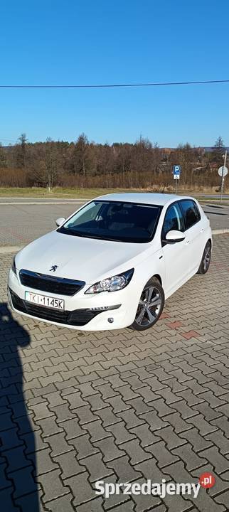 Sprzedam samochód osobowy Peugeot 308 12 benzyna