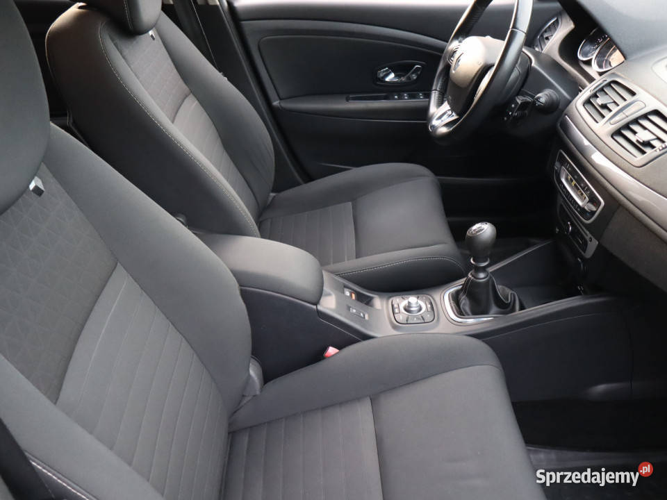 Renault Megane 12 TCe Bielany Wrocławskie