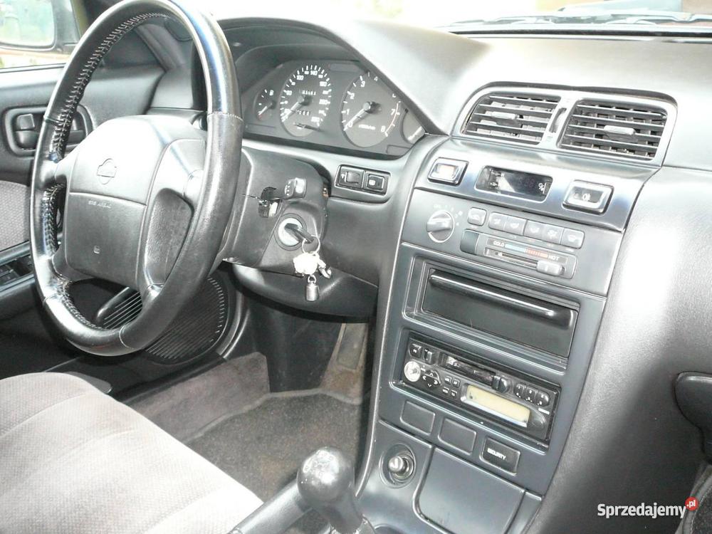 Nissan Maxima 20V6 bezawaryjna i komfortowa limu welurowa tapicerka Stegna