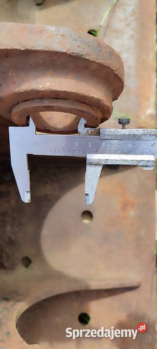 Łyżka Skarpowa 18m Massey Ferguson Koparko ładowarki Iwanowice Dworskie