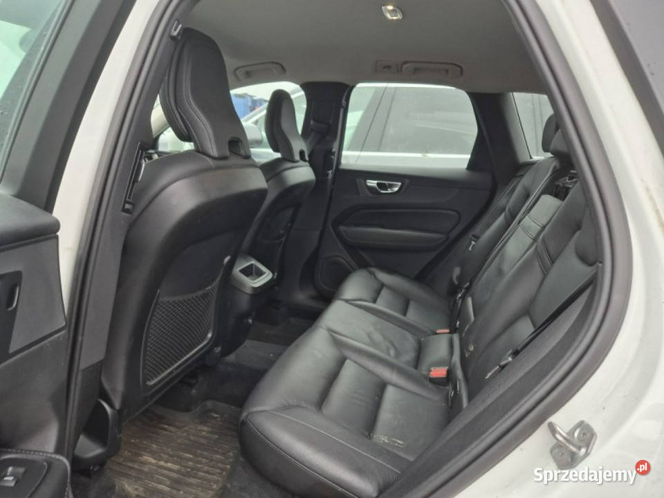 Volvo XC 60 II 2017 diesel Komorniki