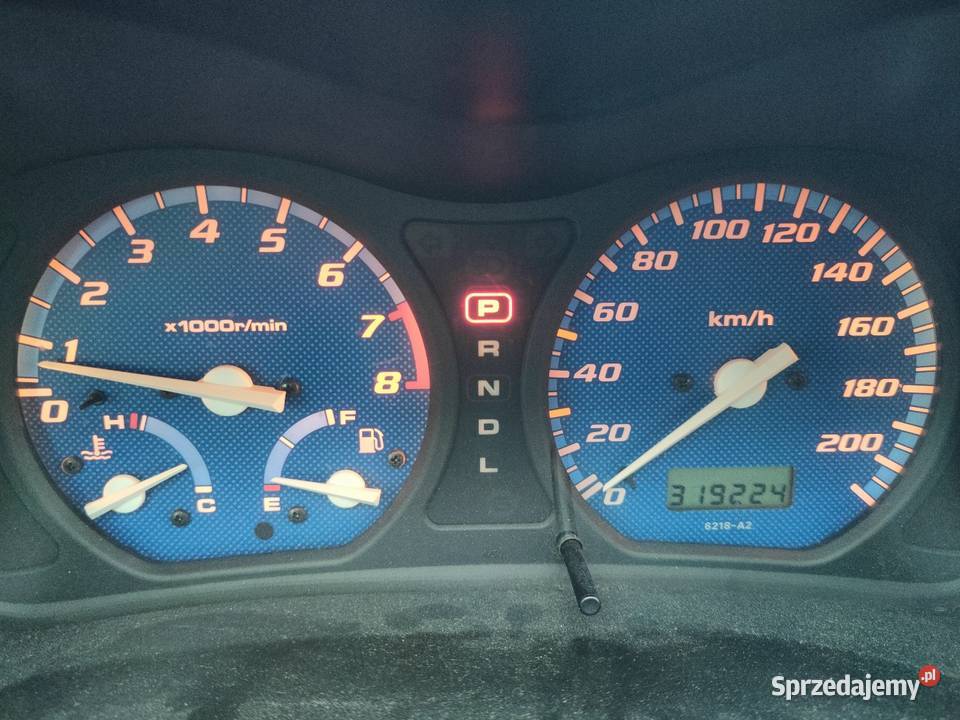 Honda HR V 2001 5 drzwi automat 4x4 benzyna 16 poduszka powietrzna Łódź