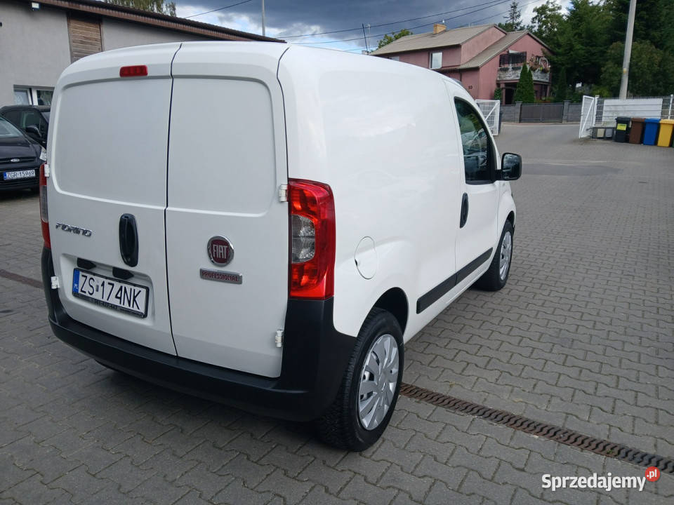 Fiat Fiorino 13CDTI klimatyzacja elektryka FVat 80KM zachodniopomorskie Gryfino sprzedam