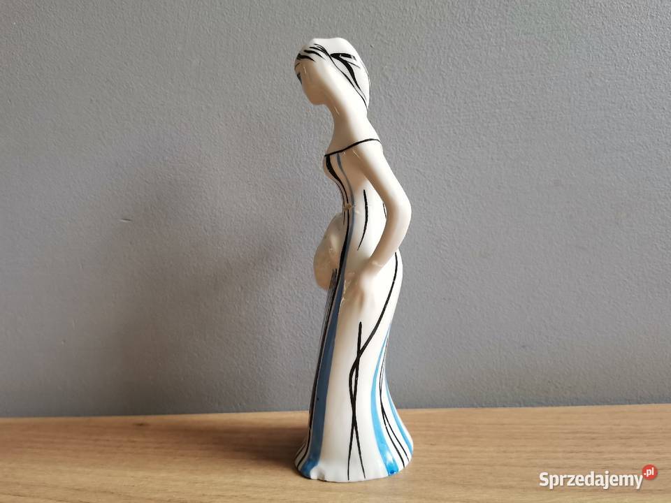 Stara figurka Grzybiarka porcelana Ćmielów PRL śląskie Katowice