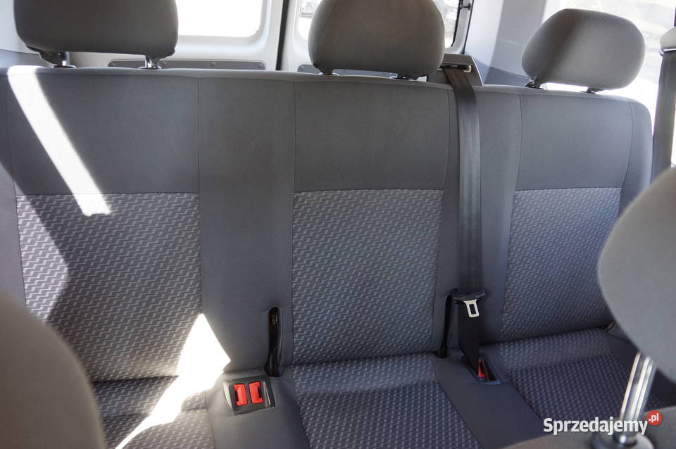 Volkswagen Caravelle 20 TDICR 140 9osób
