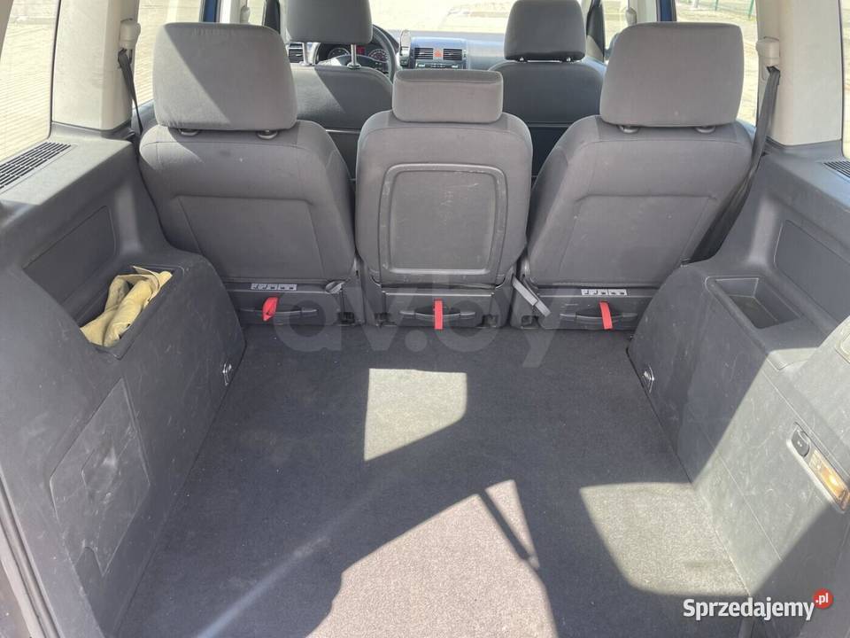 Volkswagen Touran 20 d 2005 Rok produkcji 2005 Touran Wasilków