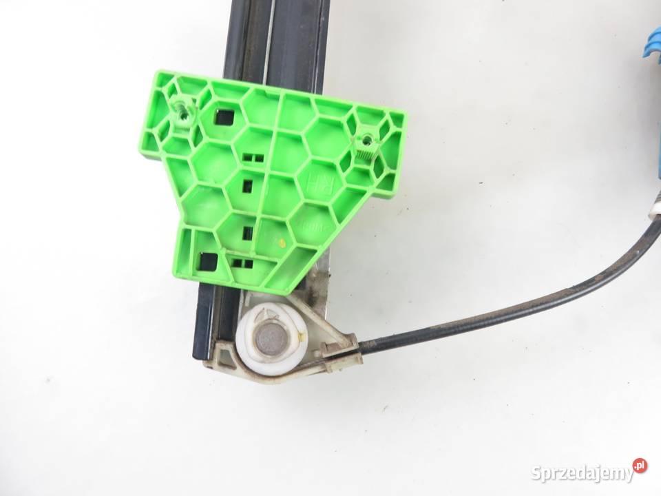 PODNOŚNIK SZYBY PRAWY TYLNY AUDI A4 B6