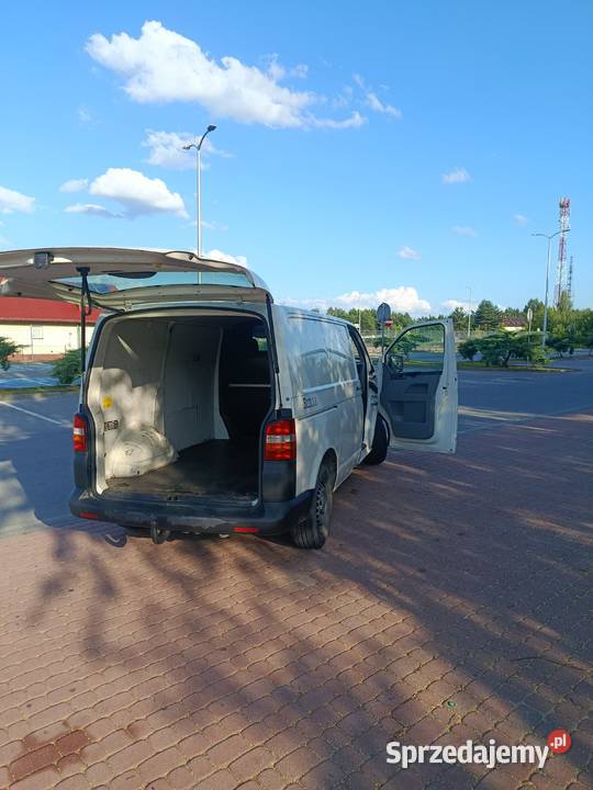 Sprzedam volkswagen T5 manualna Volkswagen Łubnice sprzedam