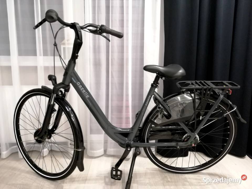 Gazelle Orange C7 2025
