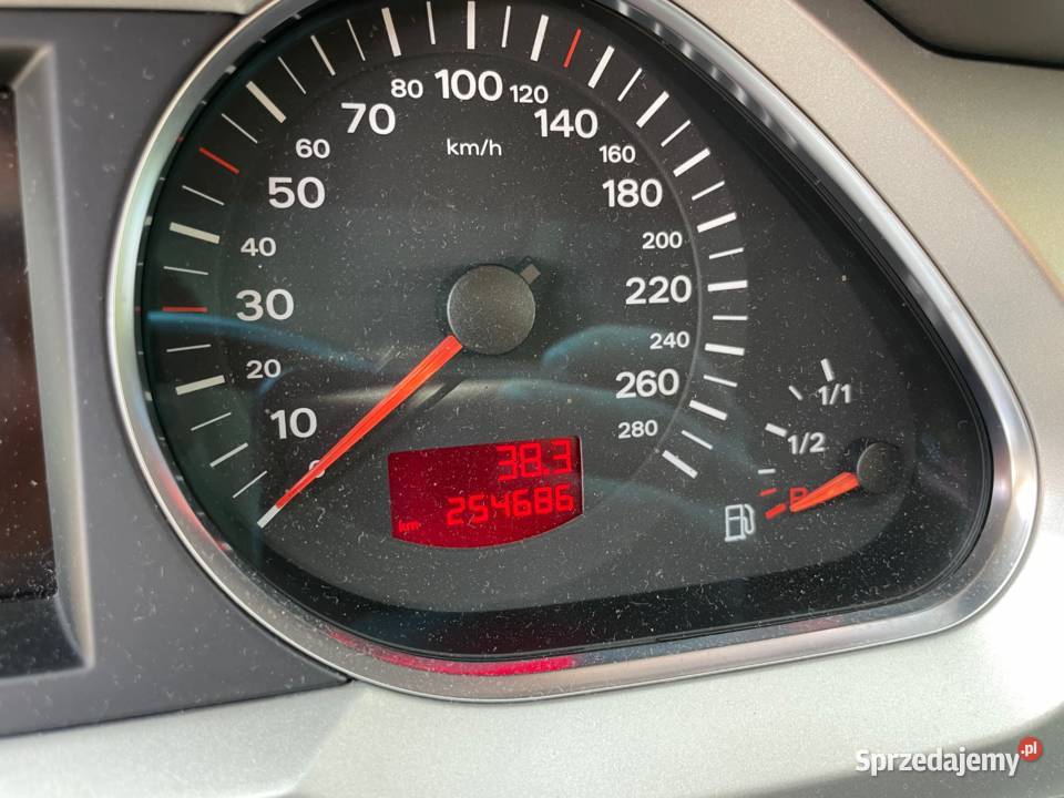 Audi A6 20 Automat zadbana HAK opony zimowe Meszna