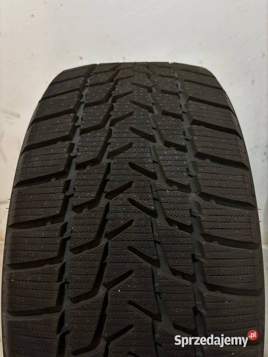 Sprzedam komplet opon zimowych 2254018 Motoryzacja zachodniopomorskie Szczecin