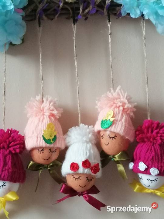 Zawieszka wielkanocna z jajek w czapeczkach Katowice