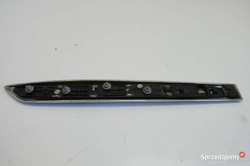 Jaguar XJ X351 LISTWA PRZEDNIEGO BŁOTNIKA prawa Rudka