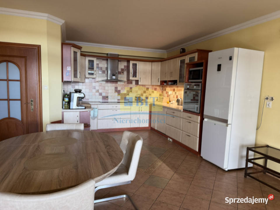 Wyjątkowa willa jeziorem własna marina Piława