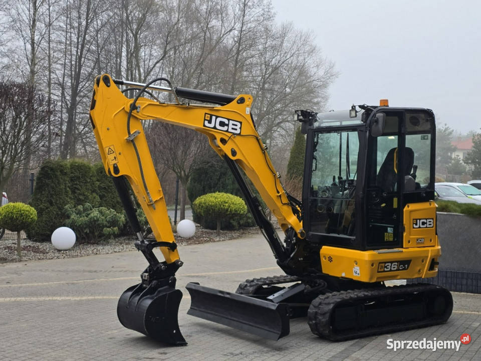minikoparka JCB 36C1 Minikoparka gąsienicowa JCB Skępe