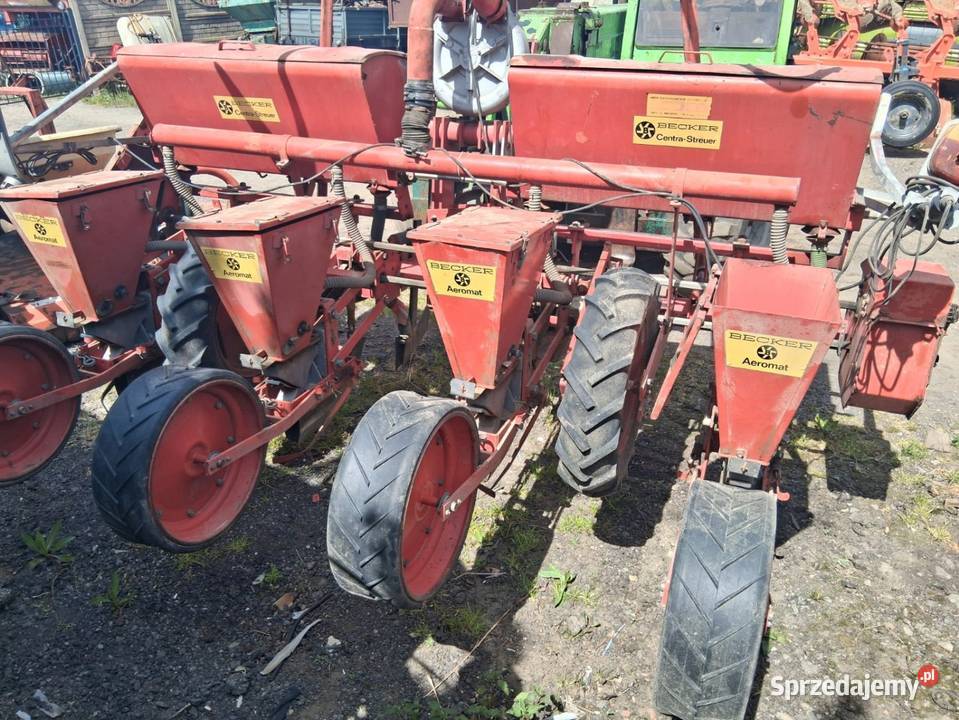 Siewnik do kukurydzy becker aeromat Kwaśniów Górny