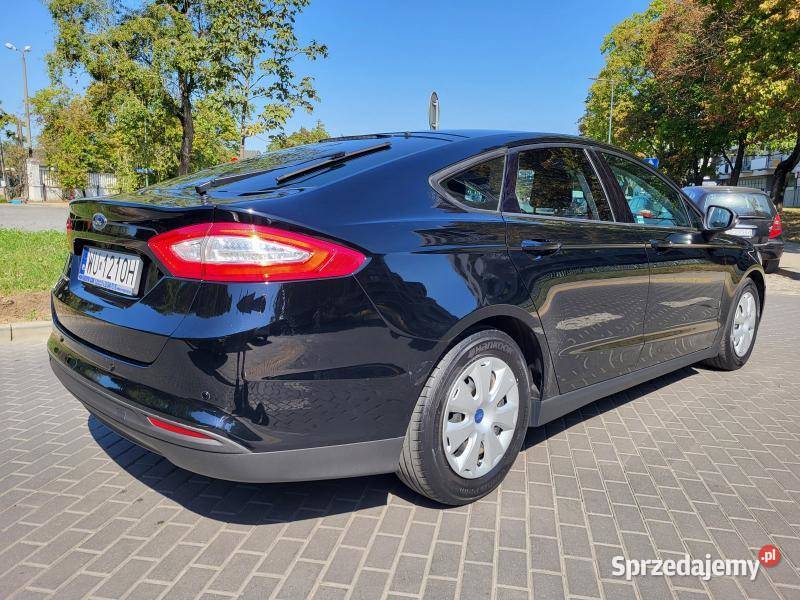 15l benzyna 160 Bezwypadkowy Salon ASO Forda Rok produkcji 2016 mazowieckie