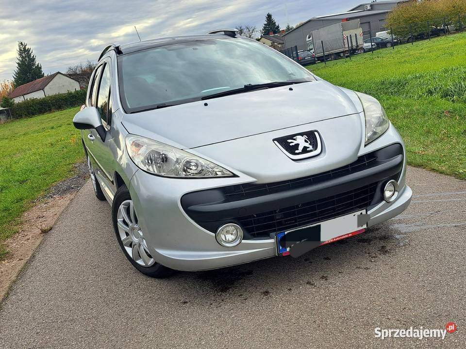 Sprzedam Peugeot 207sw 14 benzyna 2009r z 90KM