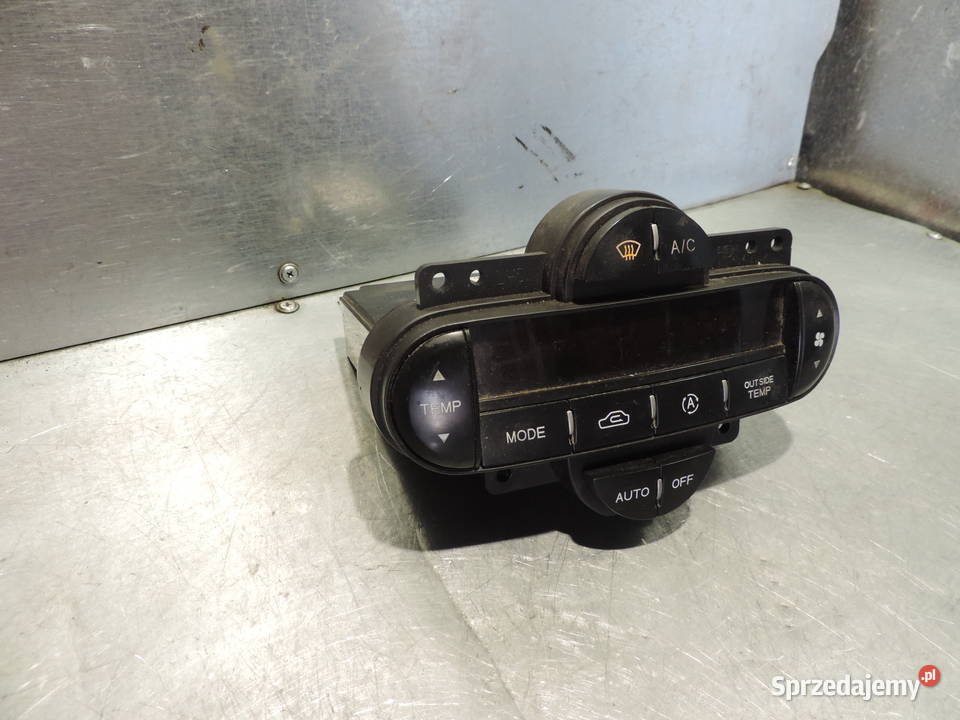KIA CARENS II PANEL NAWIEWU C200333490
