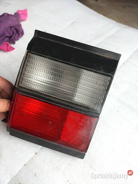 Lampa Prawa Tył VW Passat B3