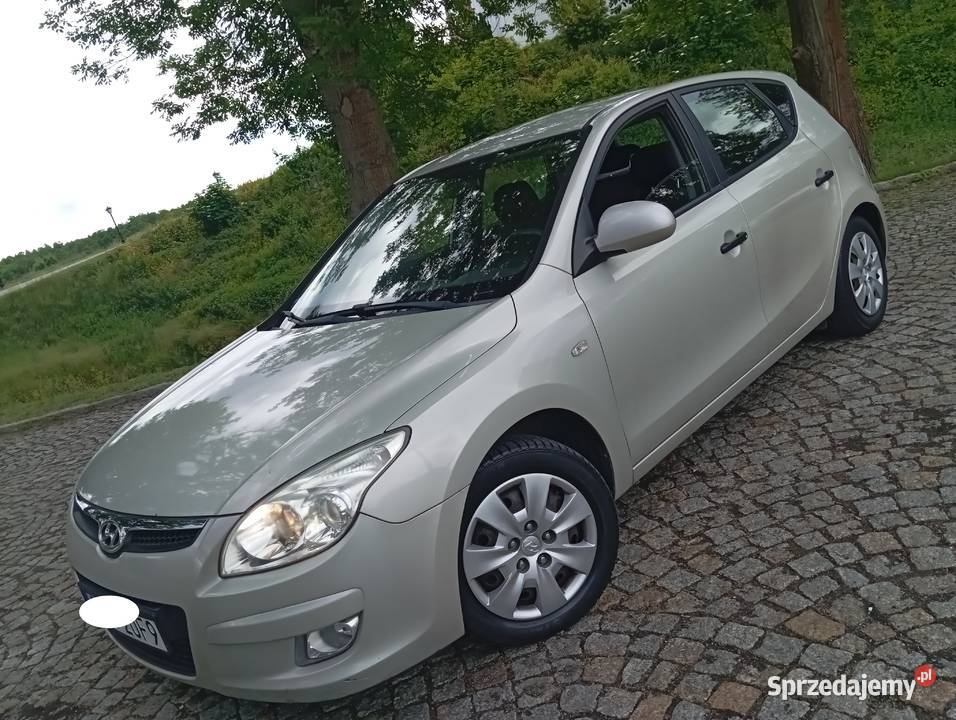 HYUNDAI i30 14 BENZYNKA 1 WŁAŚĆ SUPER STAN