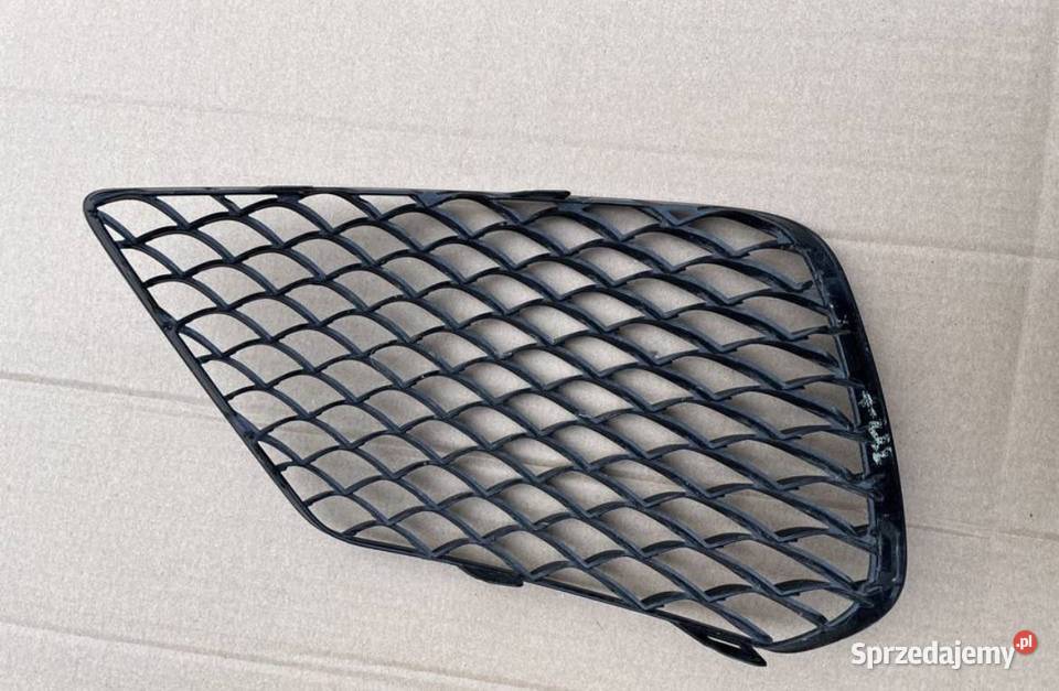MERCEDES W222 KRATKA ZDERZAKA PRAWA A2228850853 osobowe wielkopolskie Międzychód