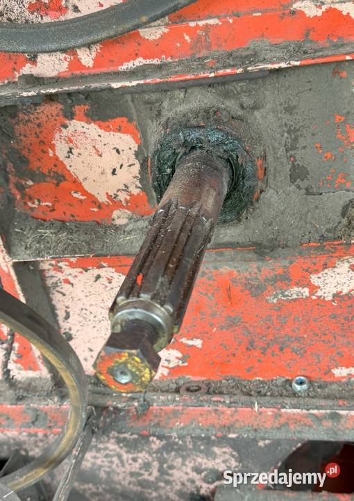 Oś wał jezdny kombajn Deutz Fahr M9009209221002 Do kombajnów Zahajki