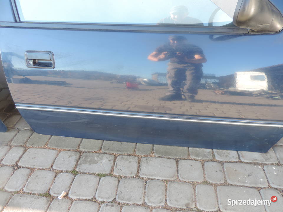 Drzwi prawe przednie Suzuki Swift 2 3D Nowy Sącz sprzedam