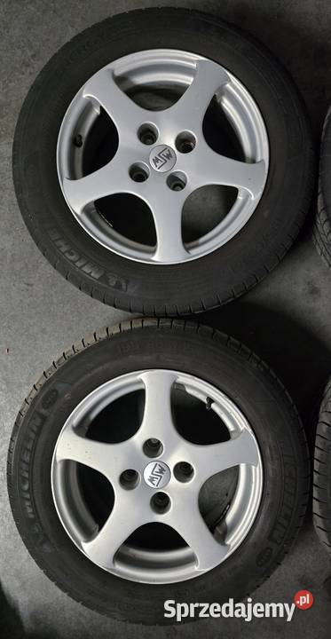 Kola Mzw R15 4x1143 z oponami zetnimi 195 60 r15 Warszawa sprzedam