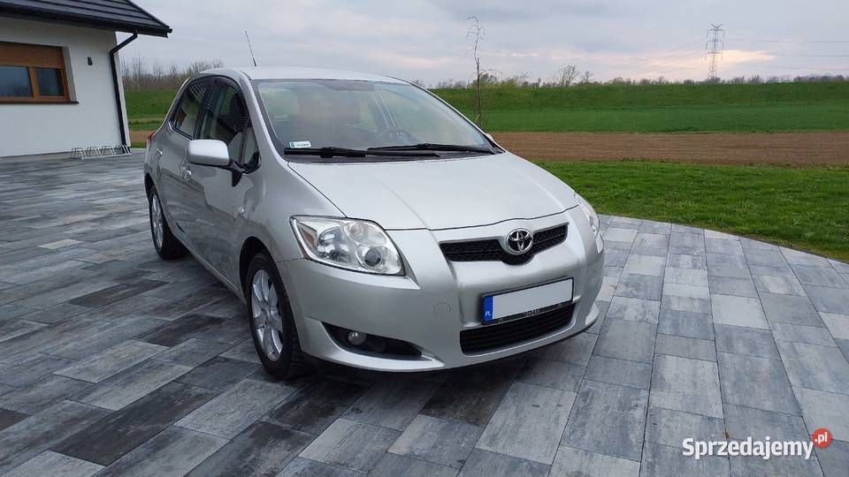 Toyota Auris 16 VVTi pięknie utrzymana serwis małopolskie Niedomice