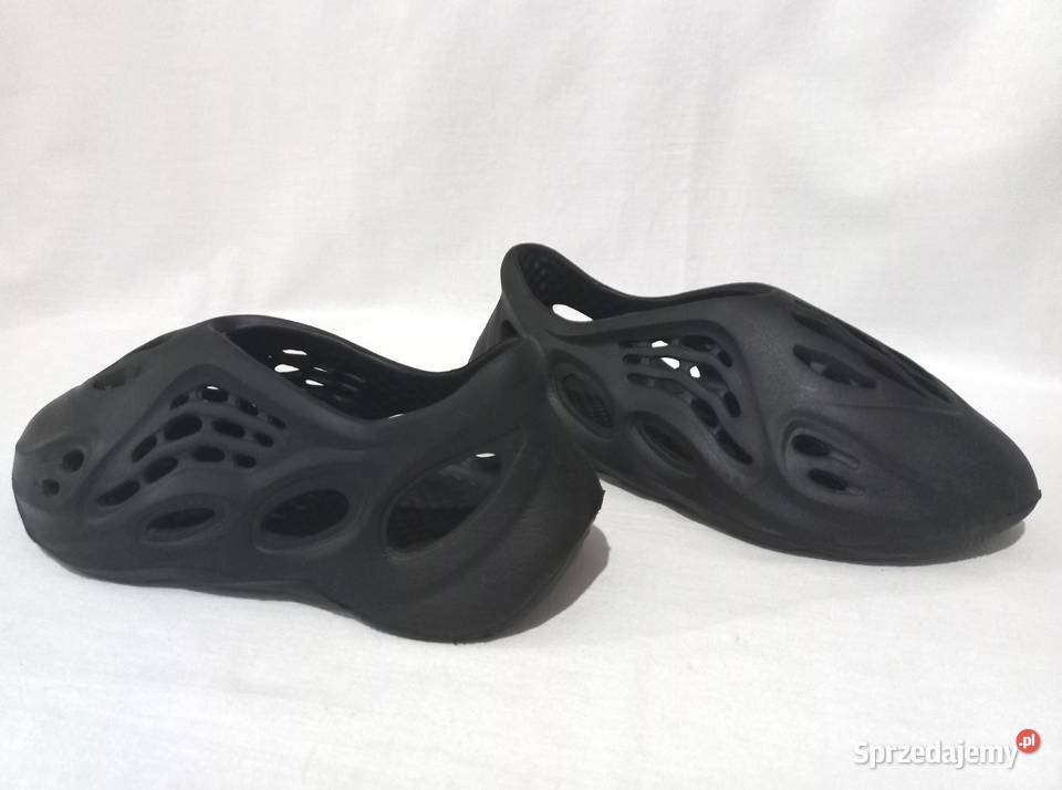 buty PIANKI czarne r 37 Adidas Yeezy Foam Sandały i klapki podlaskie Białystok