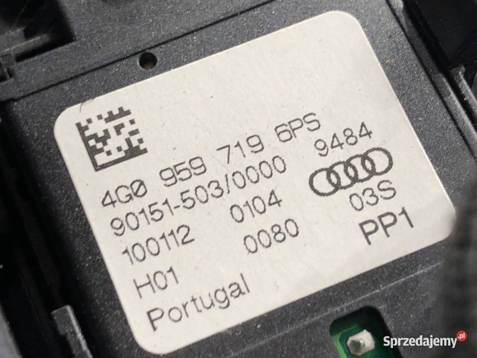 LAMPA SUFITOWA AUDI A7 4G 4G0959719 Hatchback