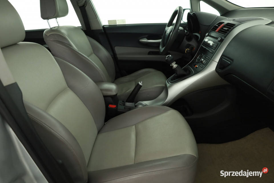 Toyota Auris 16 Valvematic Toyota Piaseczno