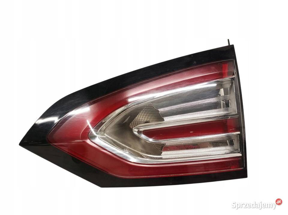LAMPA TYŁ W KLAPĘ PRAWA EU 3M2B13A602AF Ford
