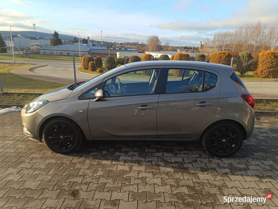 Opel Corsa E Hatchback 14 Twinport 90 2015 109000km Sanok sprzedam