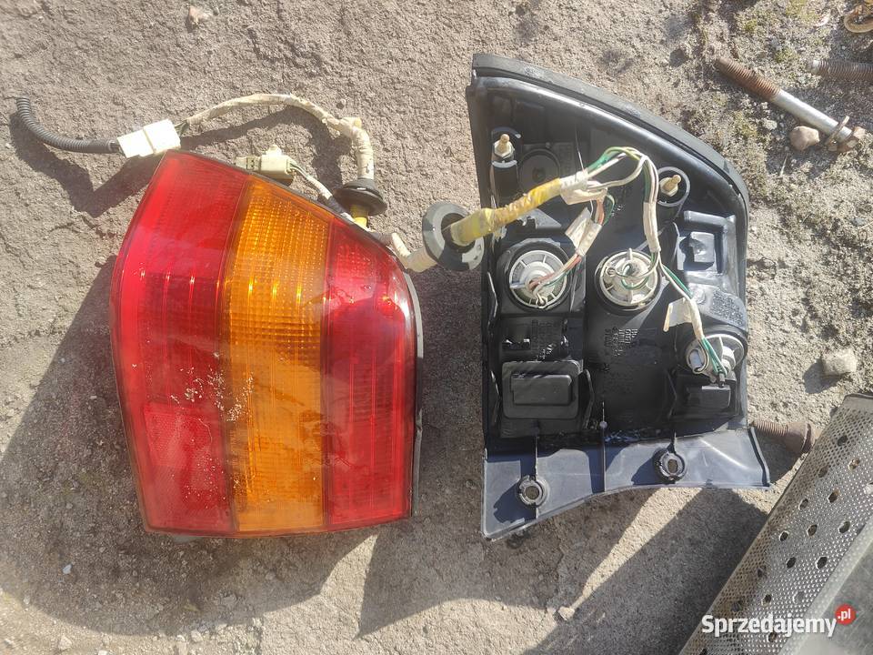 Lexus LS 400 lampy tylne Pruszcz Gdański