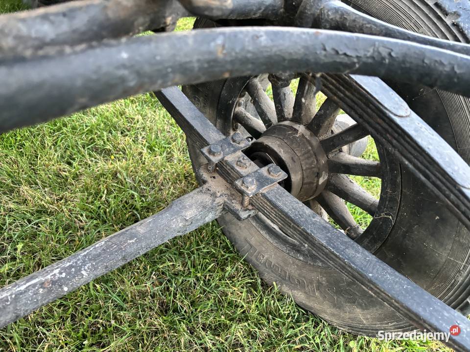 Bryczka przedwojenna rzemieślnicze koła stan lubelskie Biłgoraj