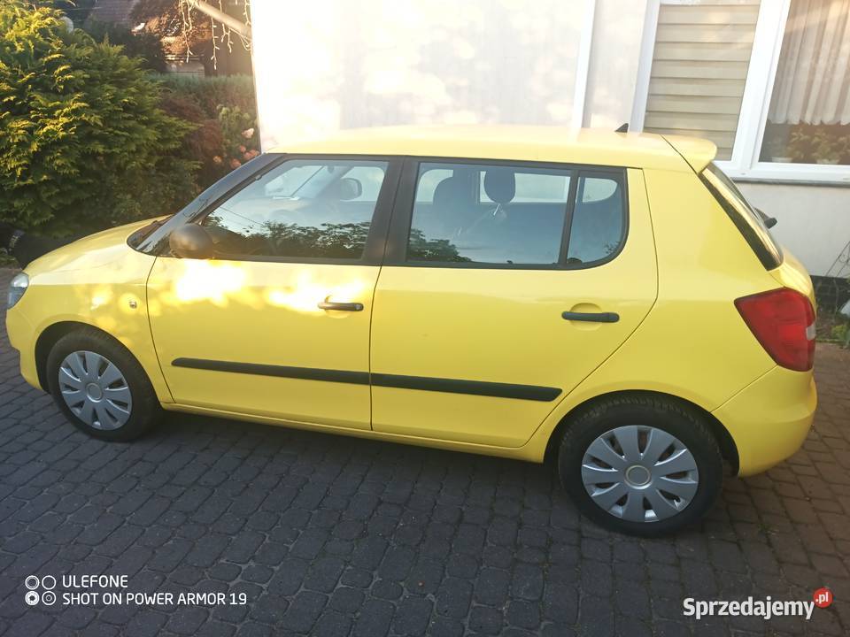 Skoda Fabia 2010 r uszkodzony silnik poj 12