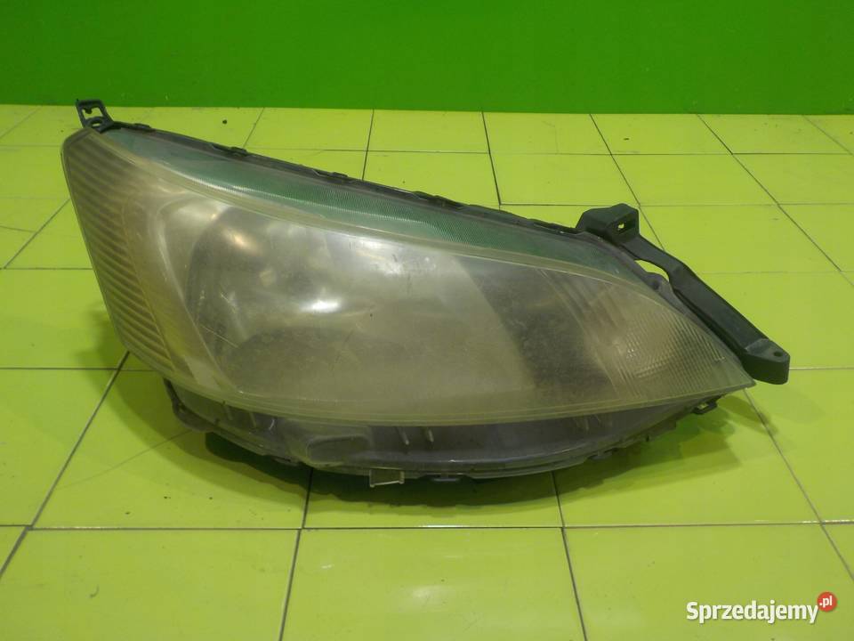 NISSAN NV200 14r 15 DCI lampa prawa przod osobowe Suków