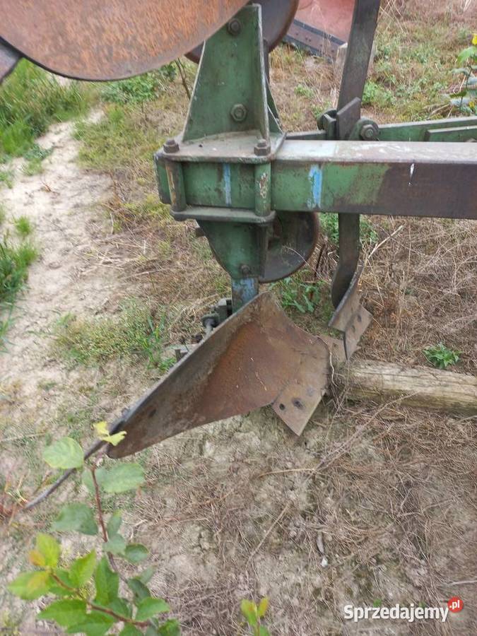 Pługi obrotowe 3 skibowe Izdebno-Kolonia