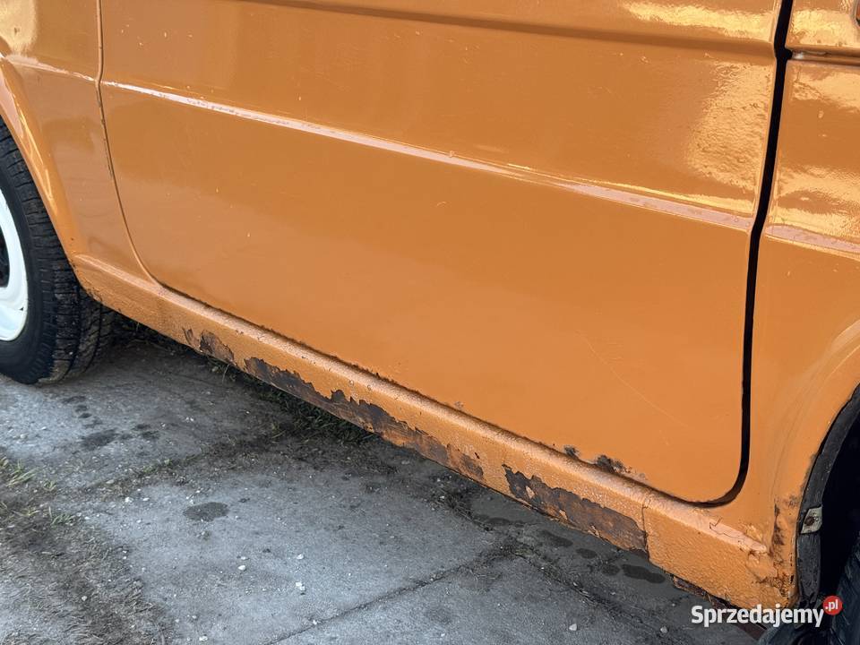 Fiat 126p maluch kapliczka 1987 świętokrzyskie