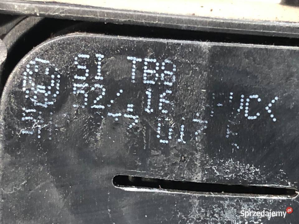 KLAMKA ZEWNĘTRZNA PRAWY PRZÓD VW GOLF VII Kombi