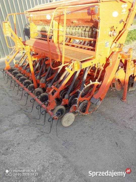 Kuhn Integra 3000 zestaw uprawowo siewny Kuhn Motycz