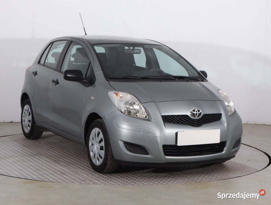 Toyota Yaris 133 Dual VVTi manualna Piaseczno sprzedam