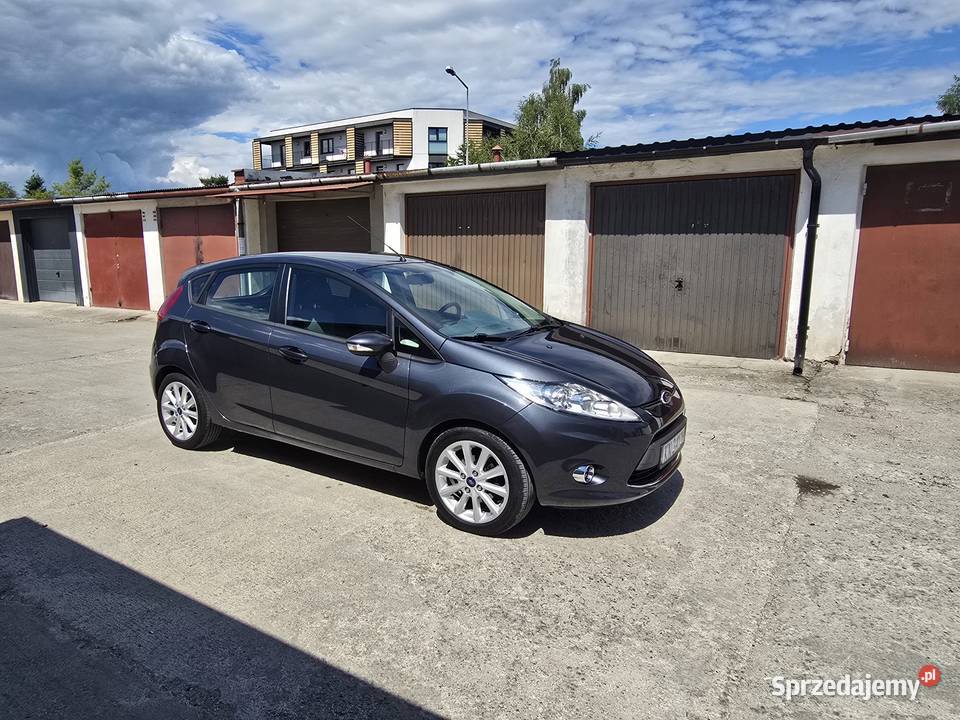 Ford Fiesta 14 TDCi prywatne nieuszkodzony Samochody osobowe Nowy Sącz sprzedam