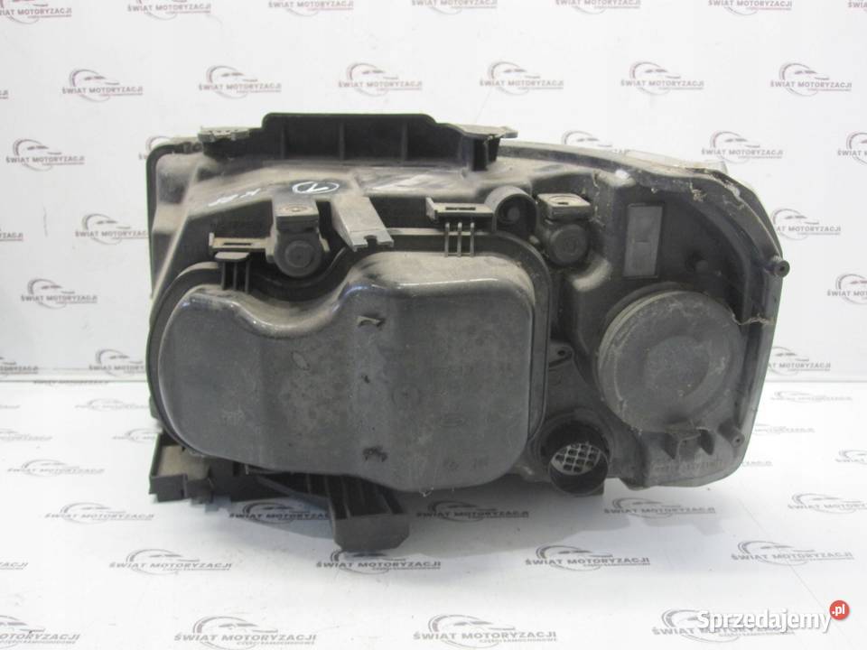 LAND ROVER FREELANDER II lampa prawa przód Lampy przednie