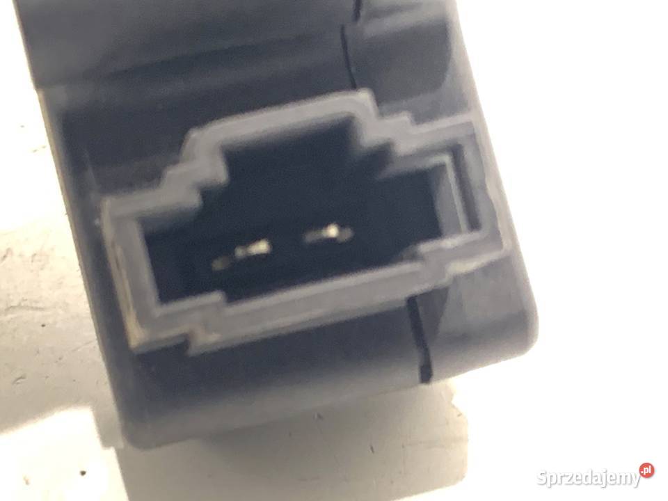 SIŁOWNIK ZAMKA KLAPY MERCEDES GLE A2047500060 Części samochodowe