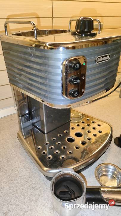 Ekspres DeLonghi Scultura EC