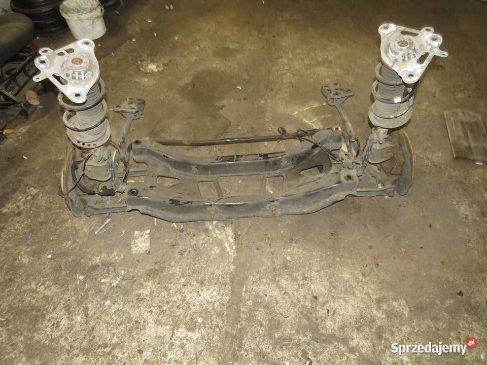 BELKA ZAWIESZENIA OŚ TYŁ KOMPLETNA FIAT 500X Zestawy zawieszenia lubelskie sprzedam